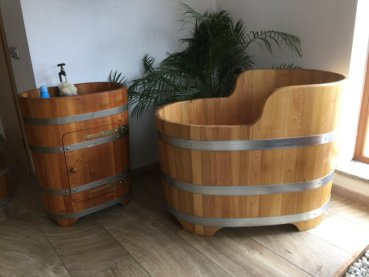 Holzwanne Holzbadewanne Badewanne aus Holz Bottich Zuber Wanne Stimmung800.jpg